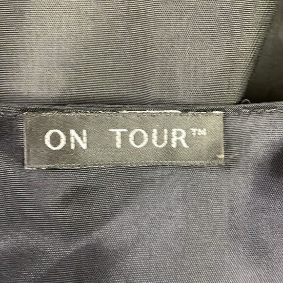 Women's Bear Pattern Vest - Black - Picture 6 of 7